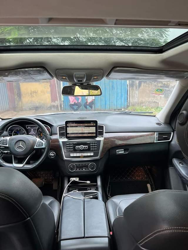 A picture of Quick deal Super clean Mercedes Benz 2013 ML350 2017 GLE350