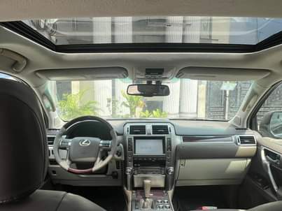 A picture of Lexus GX460 2020