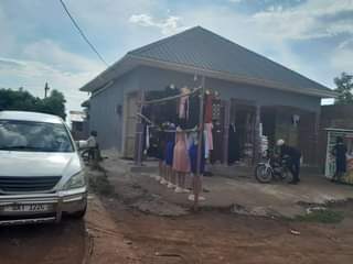 A picture of Matugga kigoogwa town shops on quick sale
