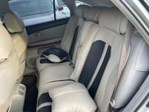 A picture of Lexus 330 05