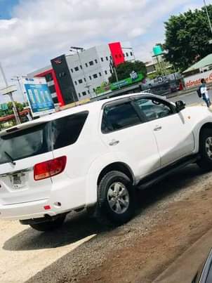 used toyota fortuner
