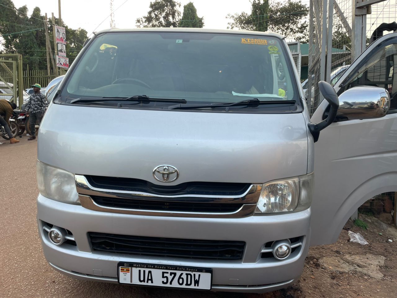 used toyota hiace
