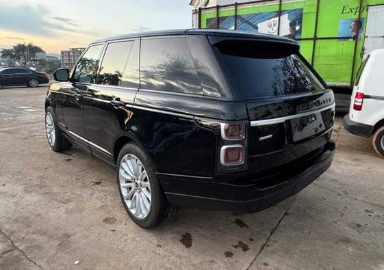 A picture of 2014 Range Rover Autobiography captain seats price 43M Location Abuja