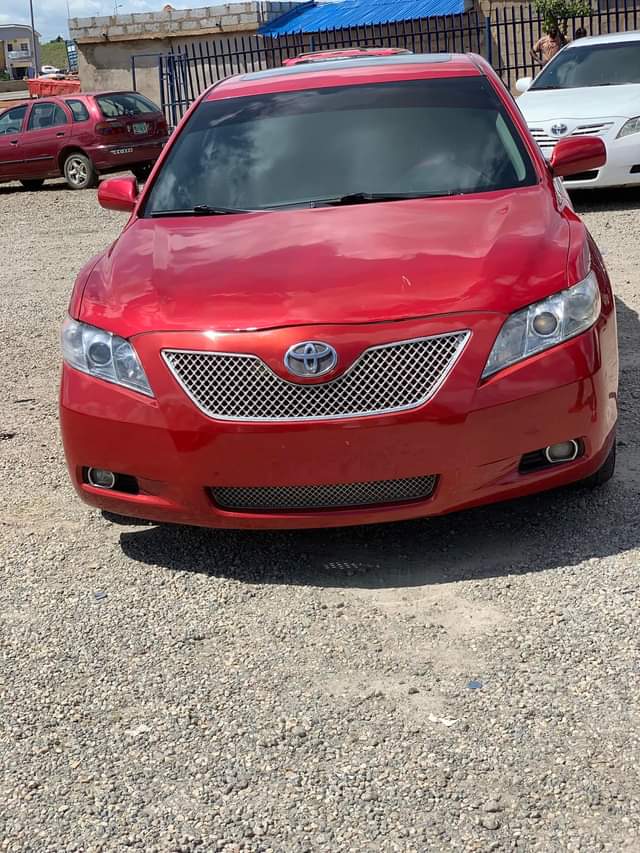 A picture of SE An Extremely Clean Used Toyota Camry 2008 model Duty