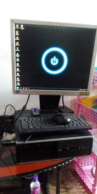 A picture of Desktop full