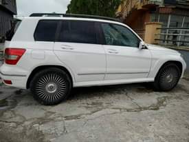 A picture of TOKS STANDARD 2012 MERCEDEZ BENZ GLK350 4MATIC AVAILABLE IN GOOD