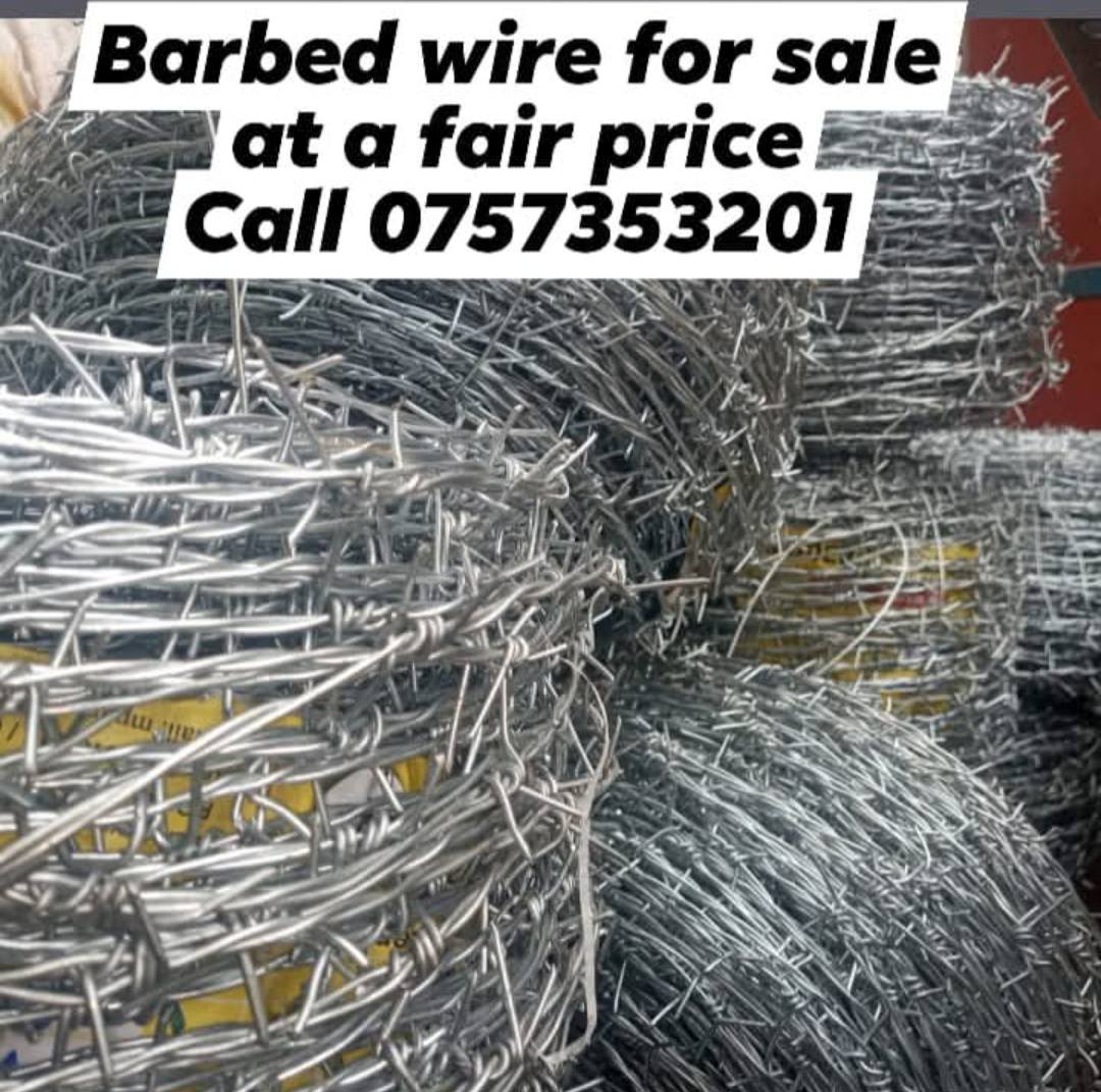 A picture of Chainlink barbed wire and concrete products at factory price 0757353201
