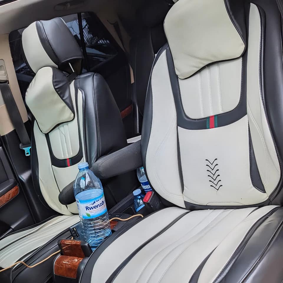 A picture of Toyota Harrier