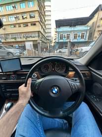 A picture of BMW 320i