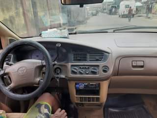 A picture of Toyota Sienna