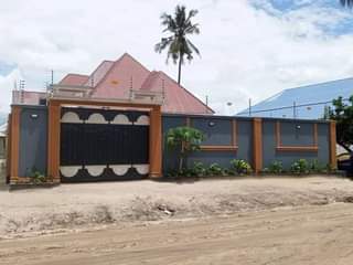 A picture of NYUMBA INAUZWA MILLION 110 MBAGALA CHAMAZI MAGENGENI NIPIGIE 0683746849