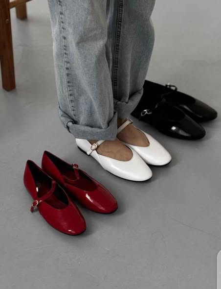 A picture of HOUSE OF SHOES