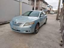 A picture of 2007 model toyota camry XLE for sale sharp 4cylinder 2