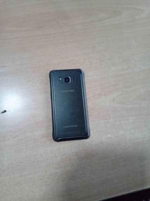 A picture of Samsung Galaxy S8 active unbreakable