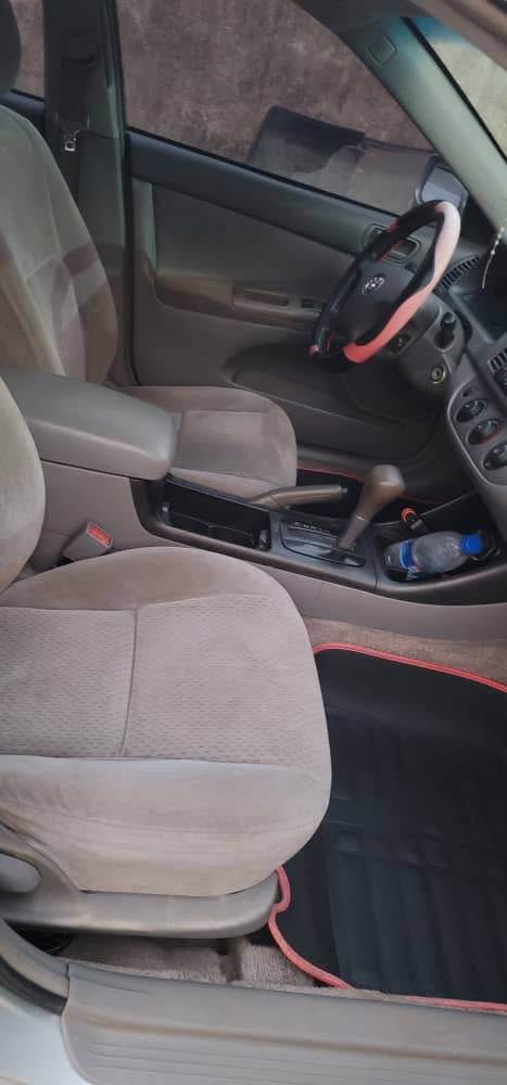 A picture of Clean used 2004 Camry