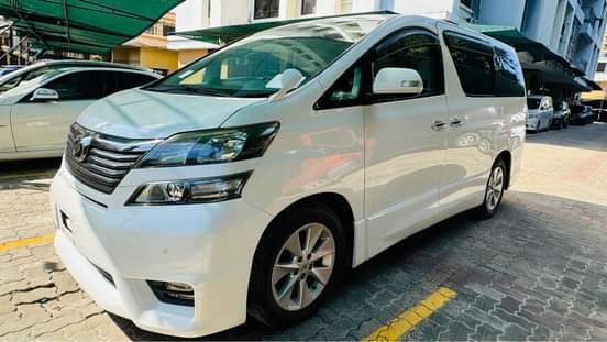 A picture of Toyota velfire for sale