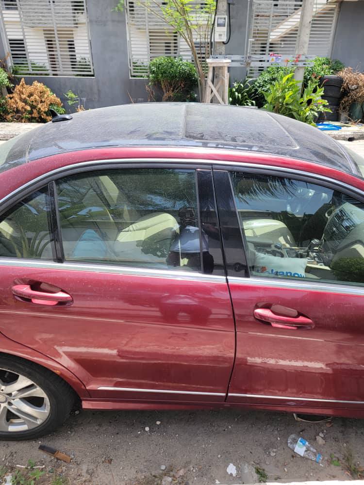 A picture of Mercedes Benz C300 2006