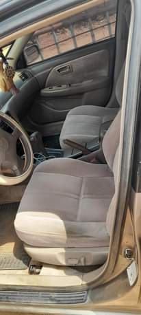 A picture of Very clean and neat TOYOTA CAMRY PENCIL