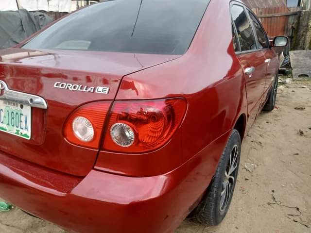 A picture of Corolla 07 model with silent Engine and smooth Gear transmission