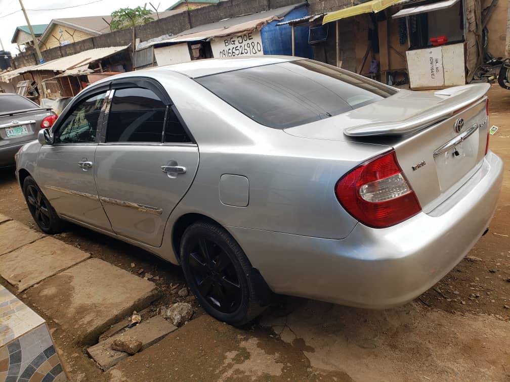 A picture of Toyota Camry aka big daddy 04