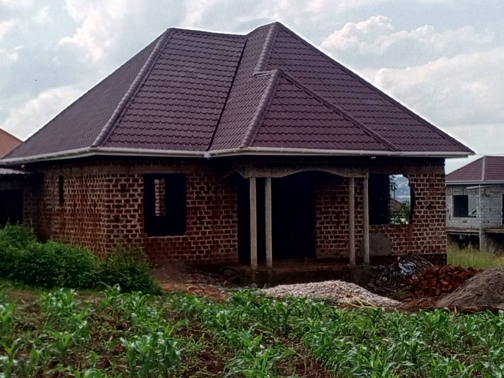 A picture of TAYISI DONDORO 65MILLIONS 3 Bedrooms house ready for sale Located