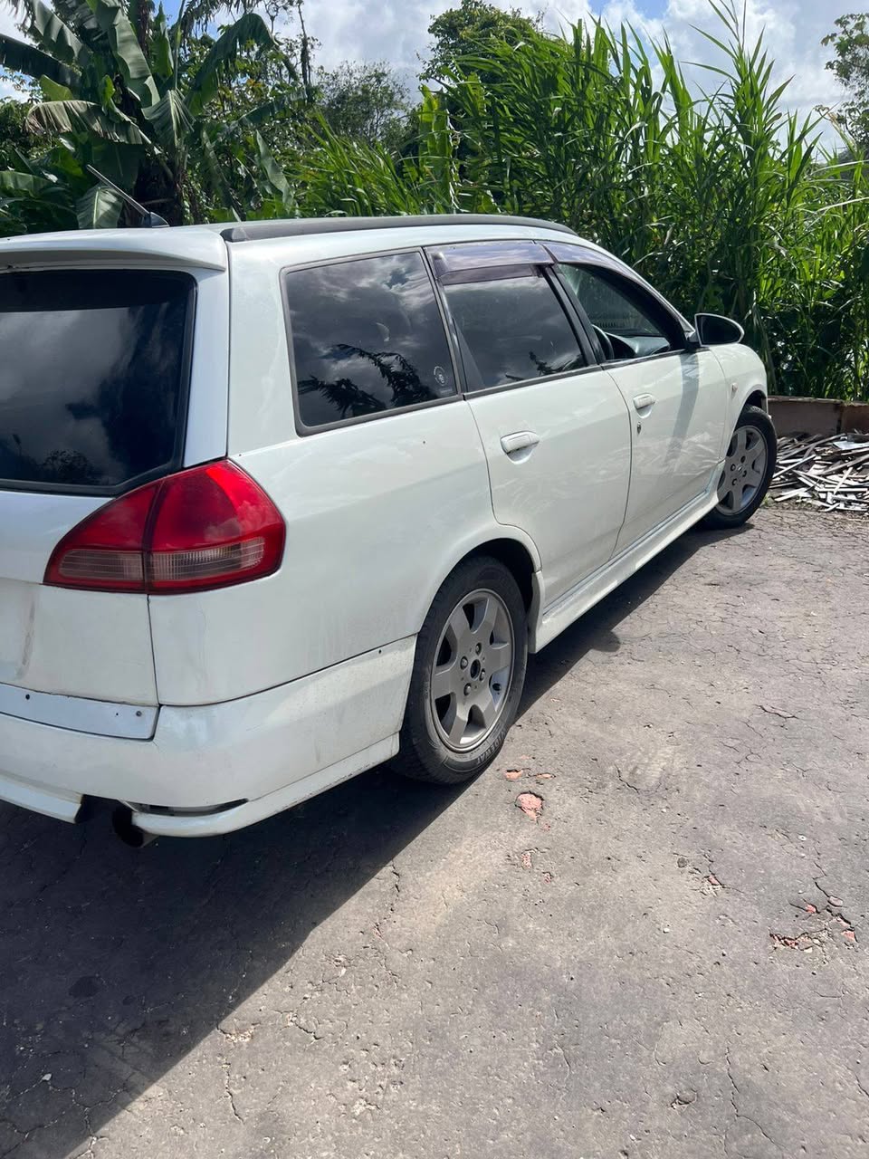 nissan y11