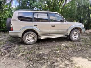 A picture of TOYOTA PRADO TX