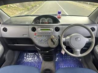 A picture of Toyota sienta