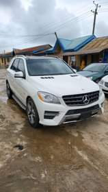 A picture of 2012 ML350 Benz