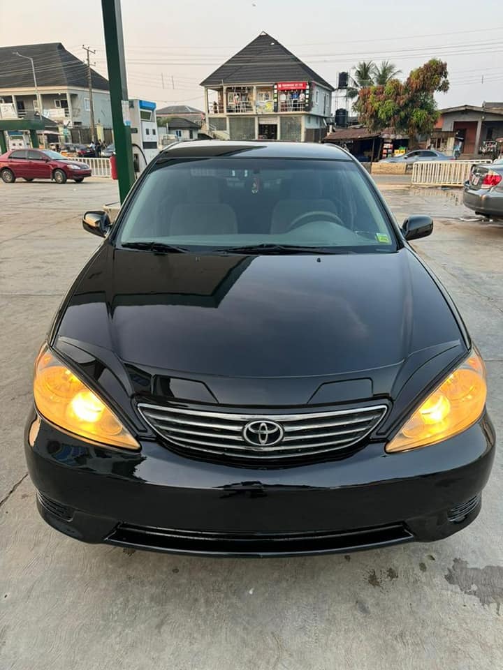 A picture of Toyota camry