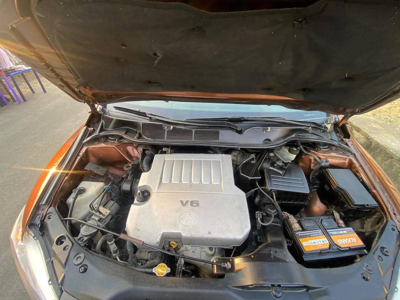 A picture of 2010 TOYOTA VENZA