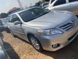 A picture of TOYOTA CAMRY SPIDER 2010 Model Available First body noting to