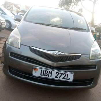 A picture of Toyota ractis