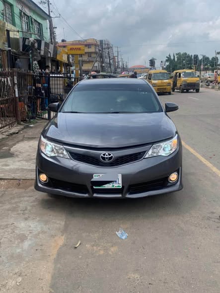 A picture of Reg Toyota Camry 2013 model