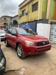 A picture of 08 Toyota RAV4 V6