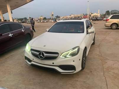 A picture of Mercedes Benz e350