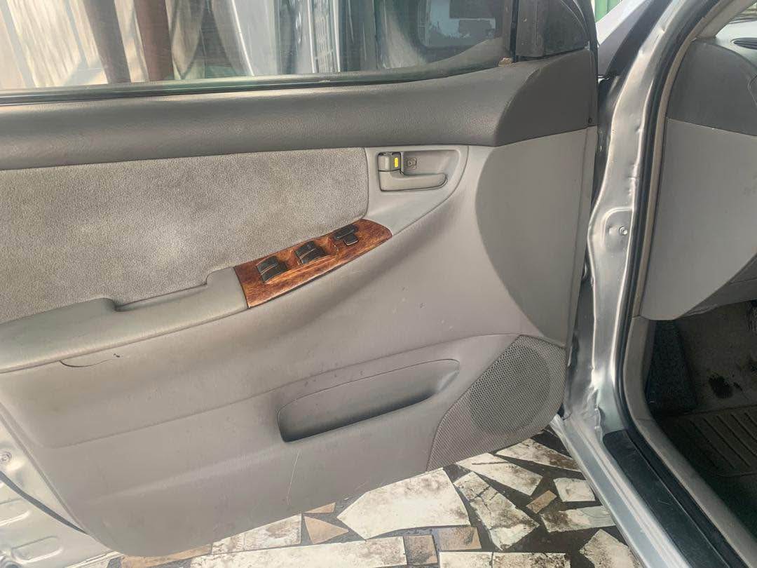 A picture of Toyota corolla 2008 model
