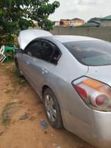 A picture of Nissan Altima 2009 Thumb start 2 5L 4 plug 3