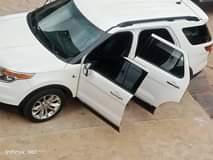 A picture of Ford explorer 2014 model