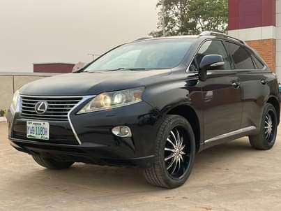 A picture of First body Lexus RX 350 2013 model with nothing to