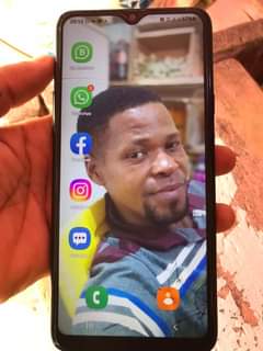 A picture of Samsung A20s