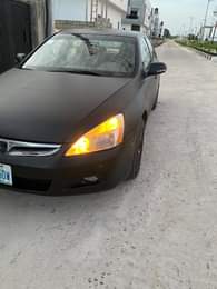 A picture of Clean 2006 Honda DC very clean mart black buy and