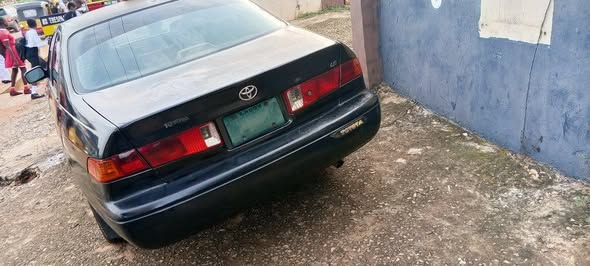 A picture of 2002 Toyota Camry