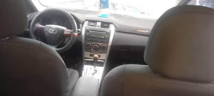 A picture of Toyota Corolla 2011 model. Owner needs money urgently and nothing