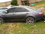 A picture of Toyota Camry pencil v6 engine is available with good condition