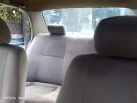 A picture of 2002 TOYOTA COROLLA