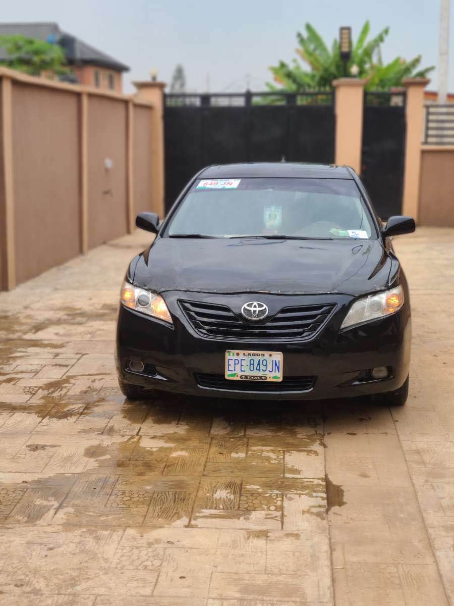 A picture of This is super clean standard registered camry 2008 LE