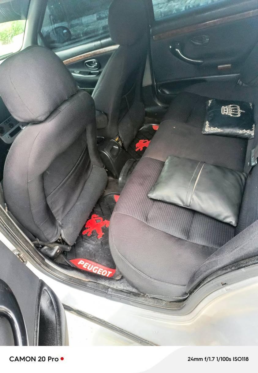 A picture of Peugeot 406 for sale good condition