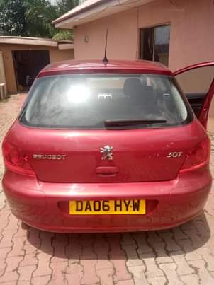 A picture of Peugeot 307
