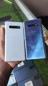 A picture of Samsung Galax S10 plus